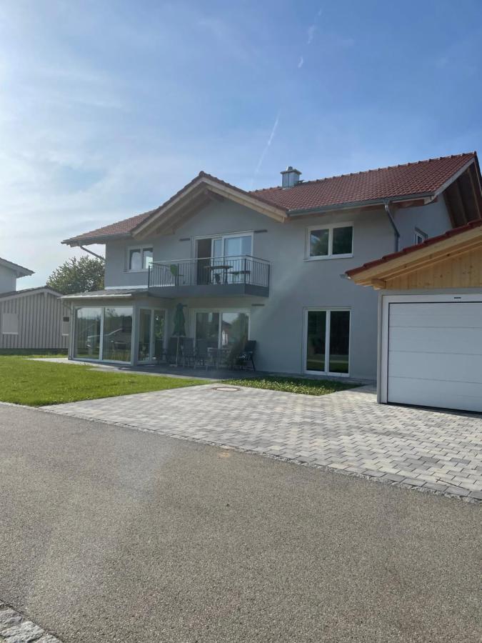 Neubau Gruener Wolpertinger Designwhg 106Qm Barrierefrei Apartment Breitbrunn am Chiemsee Ngoại thất bức ảnh